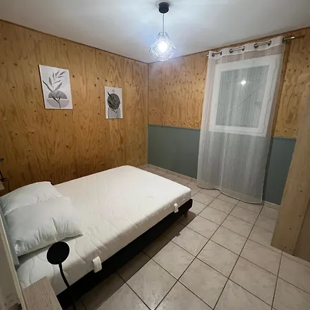 Les Pieds Dans L'o 50a Et 50b Holiday home *